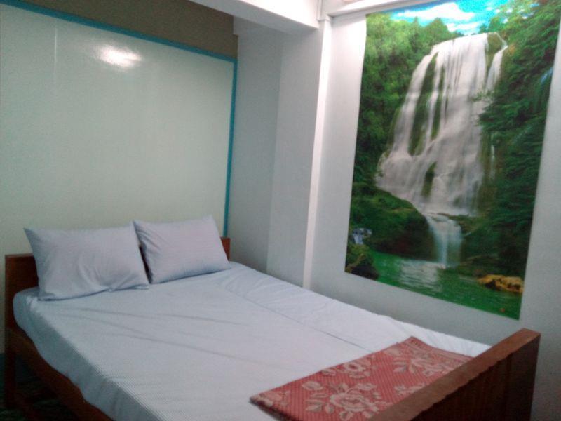 Chan Myae Thar Guest House Rangoon Buitenkant foto