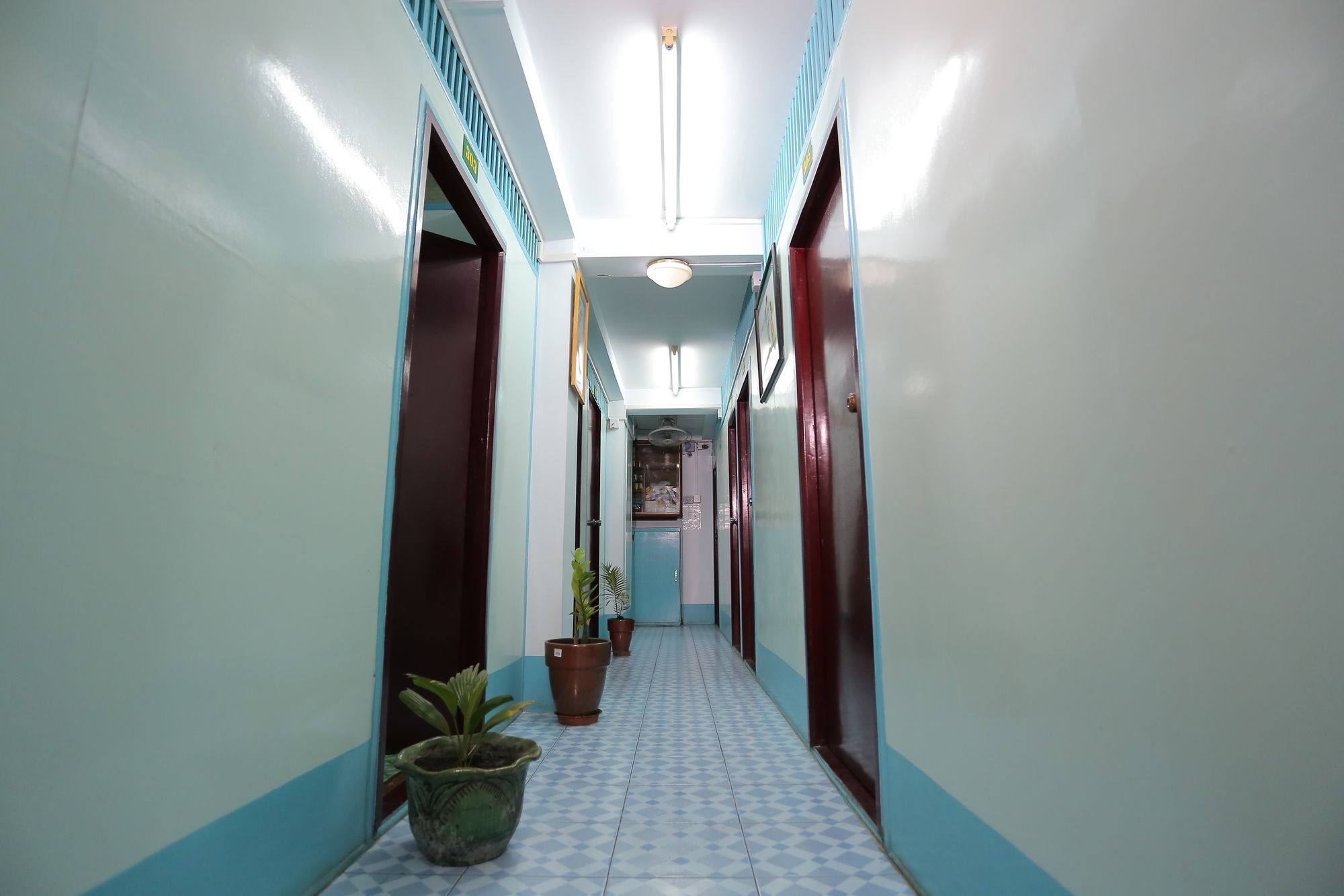 Chan Myae Thar Guest House Rangoon Buitenkant foto