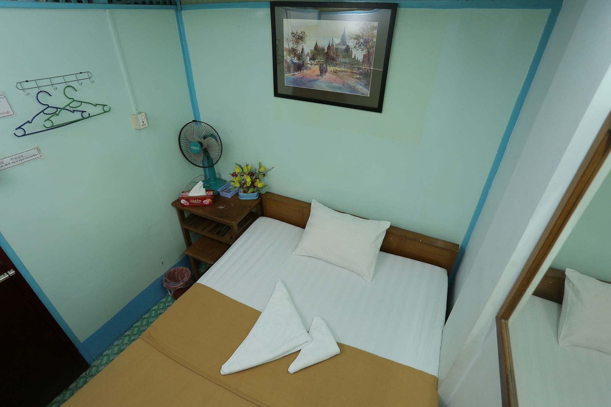 Chan Myae Thar Guest House Rangoon Buitenkant foto